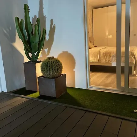 Club 14 Yumbo Luxury Πλάγια ντελ Ινγκλές
